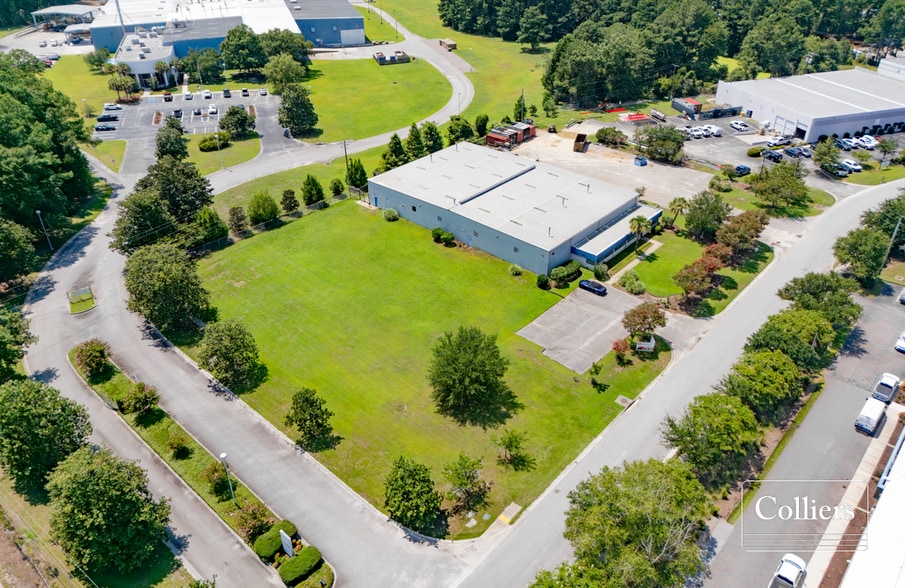7261 Investment Dr, Charleston, SC for lease - Building Photo - Image 2 of 9