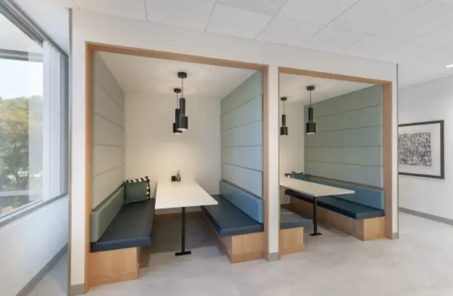 Bureau dans Suresnes à louer - Photo intérieure - Image 2 de 9