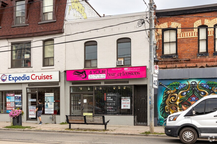 1366 Queen St W, Toronto, ON for lease - Primary Photo - Image 1 of 2