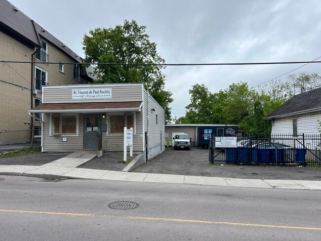 More details for 85 Stephen St, Kingston, ON - Retail for Sale