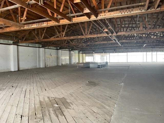 137 W Main St, Mesa, AZ for sale Interior Photo- Image 1 of 2