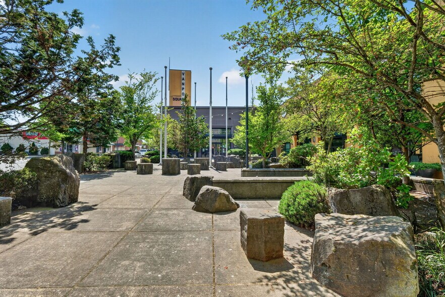 5257-5265 NE Martin Luther King Blvd, Portland, OR à vendre - Photo du bâtiment - Image 3 de 15