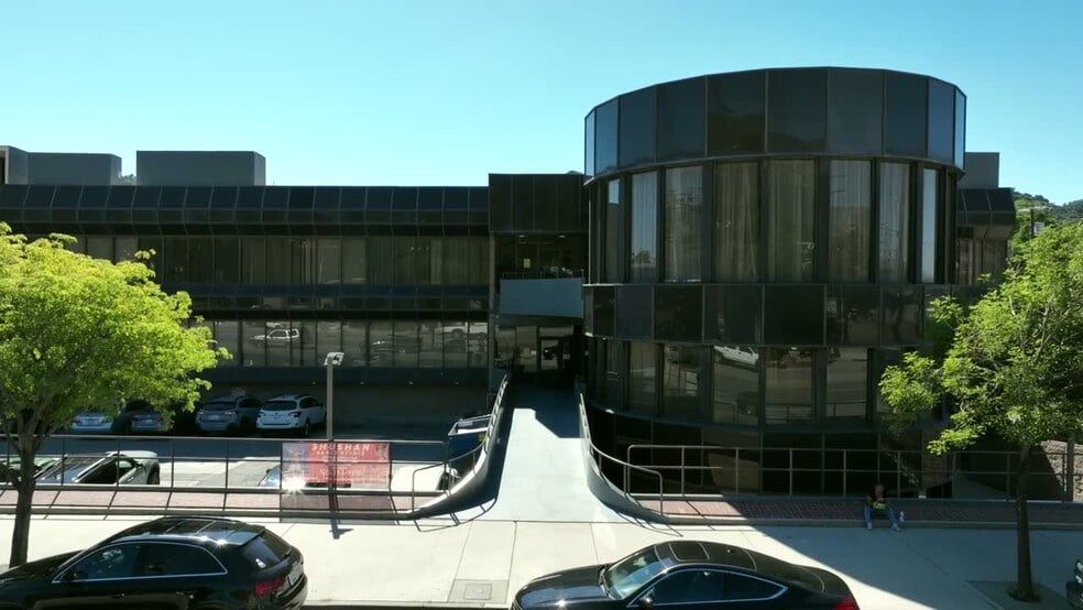 6708 Foothill Blvd, Tujunga, CA for lease - Commercial Listing Video - Image 2 of 6