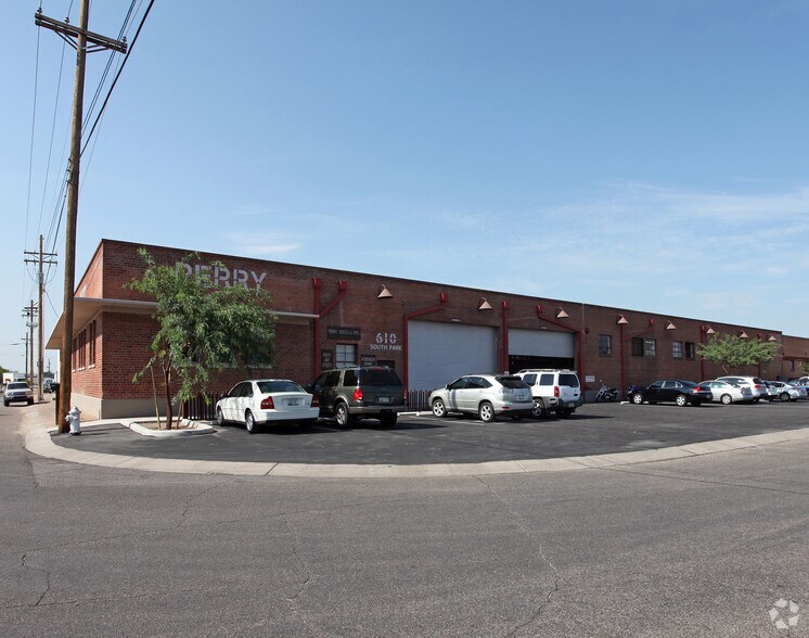 610 S Park Ave, Tucson, AZ à vendre - Photo du bâtiment - Image 1 de 21