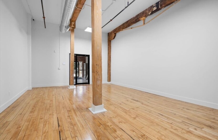 116 W 3rd St, Kansas City, MO for lease - Interior Photo - Image 2 of 16