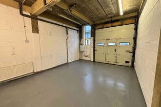 Eelmoor Rd, Farnborough à louer Photo intérieure- Image 2 de 5