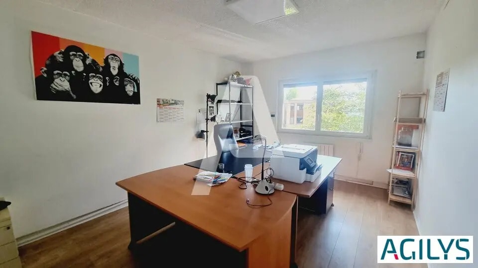 Flex in Massy for lease - Interior Photo - Image 2 of 10