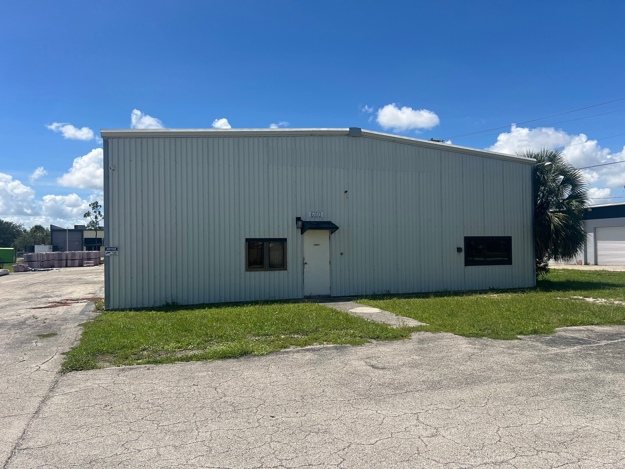 6120 Idlewild St, Fort Myers, FL for lease Building Photo- Image 1 of 9