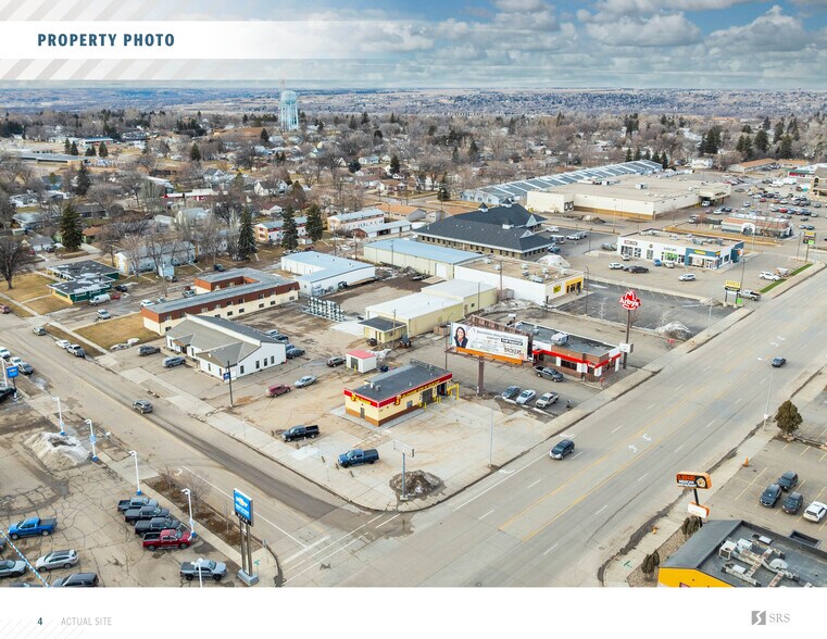 1738 S Broadway, Minot, ND à vendre - Photo du bâtiment - Image 3 de 10