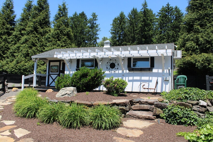 547 Baltimore Pike, Glen Mills, PA for sale - Building Photo - Image 2 of 67