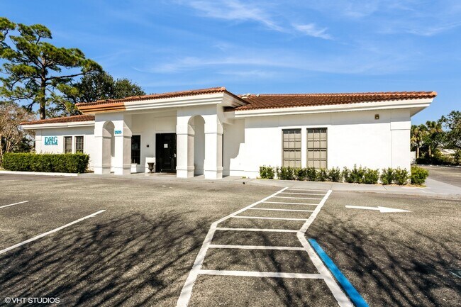 Plus de détails pour 2520 Tamiami Trl N, Nokomis, FL - Bureau à vendre