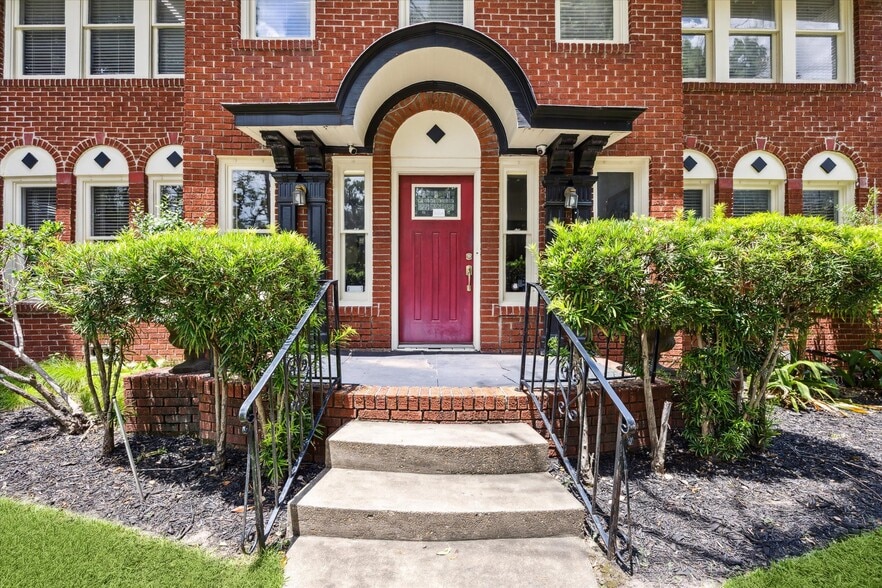 708 Sul Ross St, Houston, TX for sale - Building Photo - Image 2 of 35