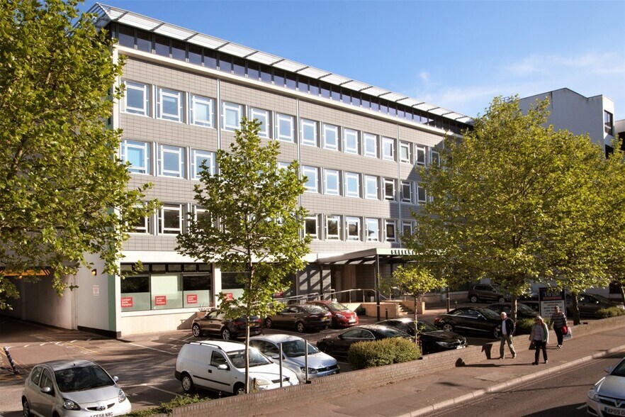 91-99 New London Rd, Chelmsford à louer - Photo du bâtiment - Image 2 de 3