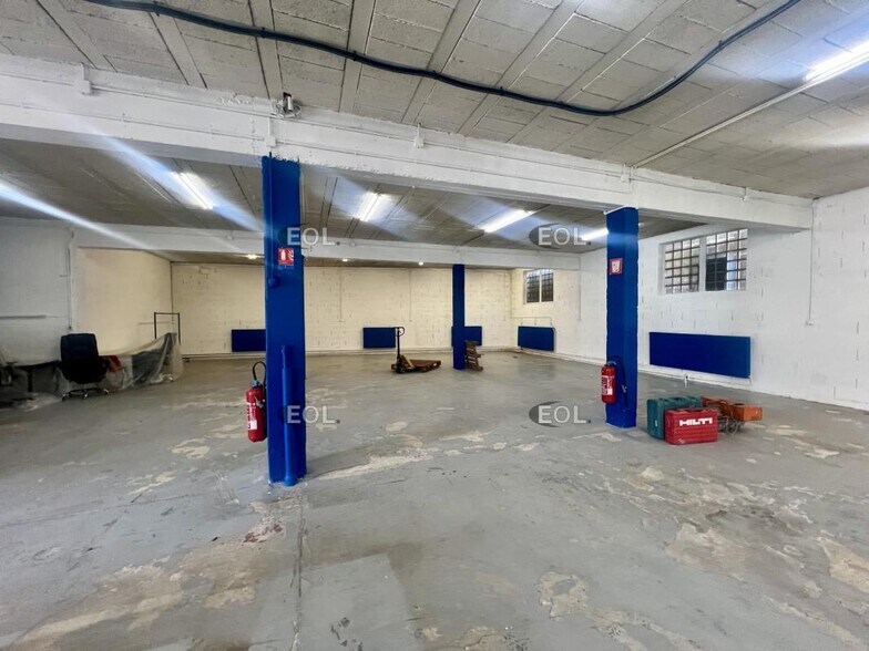 Flex in Romainville for lease - Building Photo - Image 1 of 4