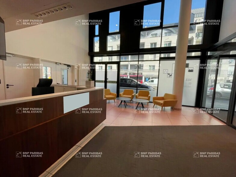 Office in Saint-Herblain for lease - Building Photo - Image 3 of 24