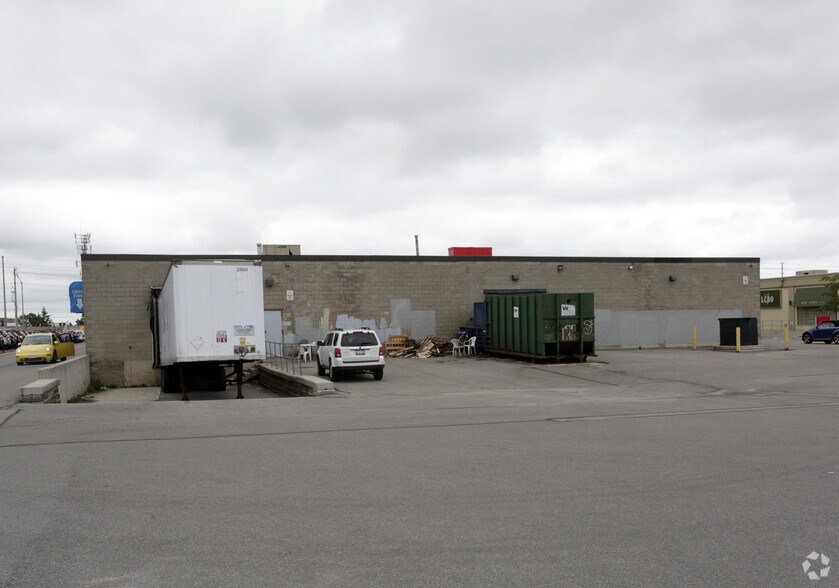 544 Bayfield St, Barrie, ON for lease - Building Photo - Image 2 of 4