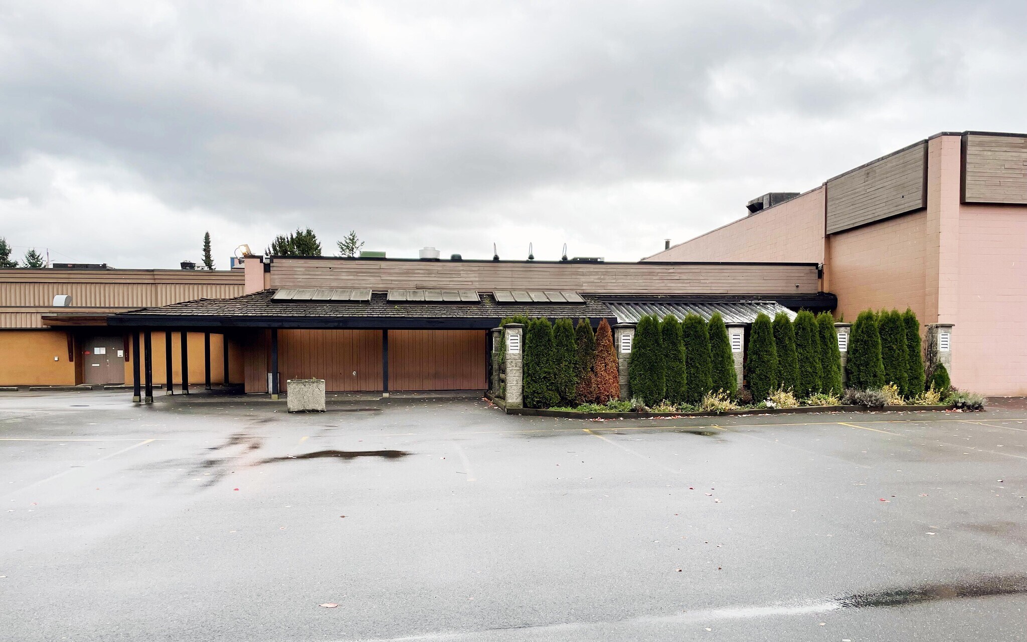 20644 Dewdney Trunk Rd, Maple Ridge, BC à vendre Photo du bâtiment- Image 1 de 1