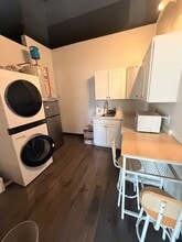 24851 S Tamiami Trl, Bonita Springs, FL à louer Photo intérieure- Image 2 de 6