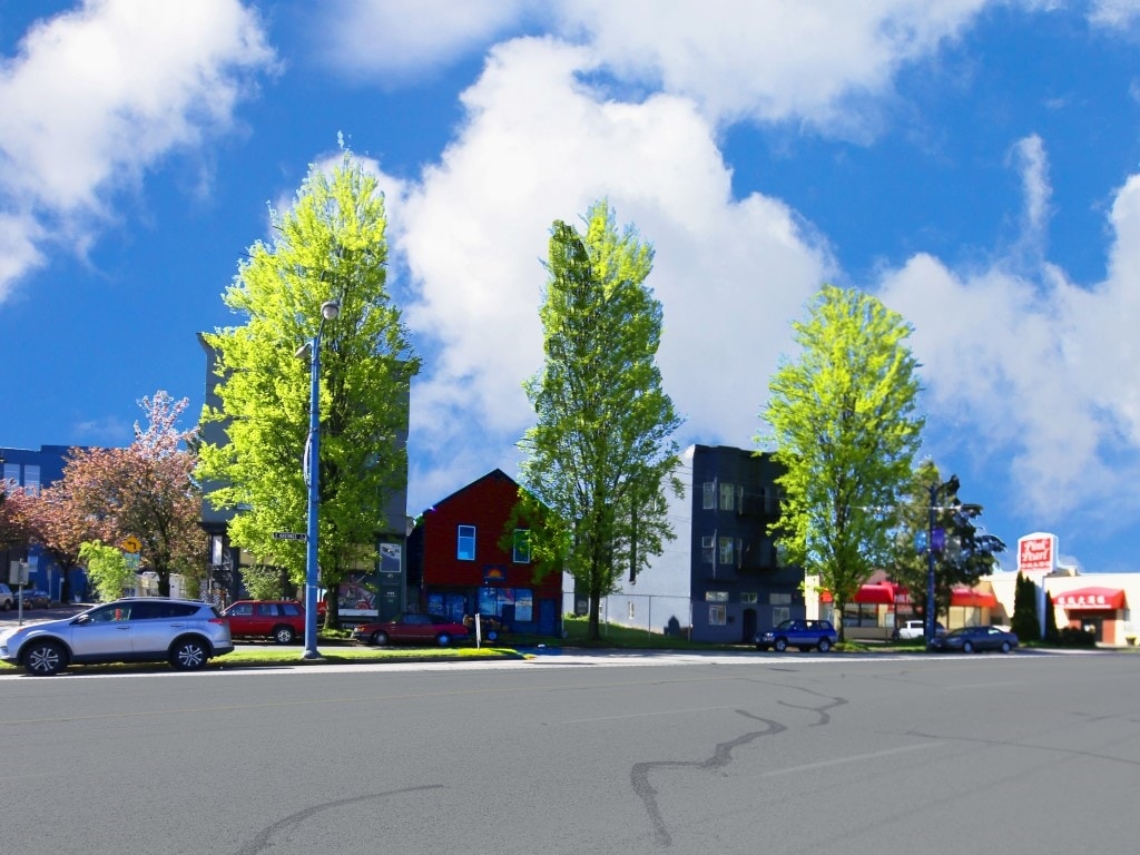 1172 E Hastings St, Vancouver, BC à vendre Photo du bâtiment- Image 1 de 1