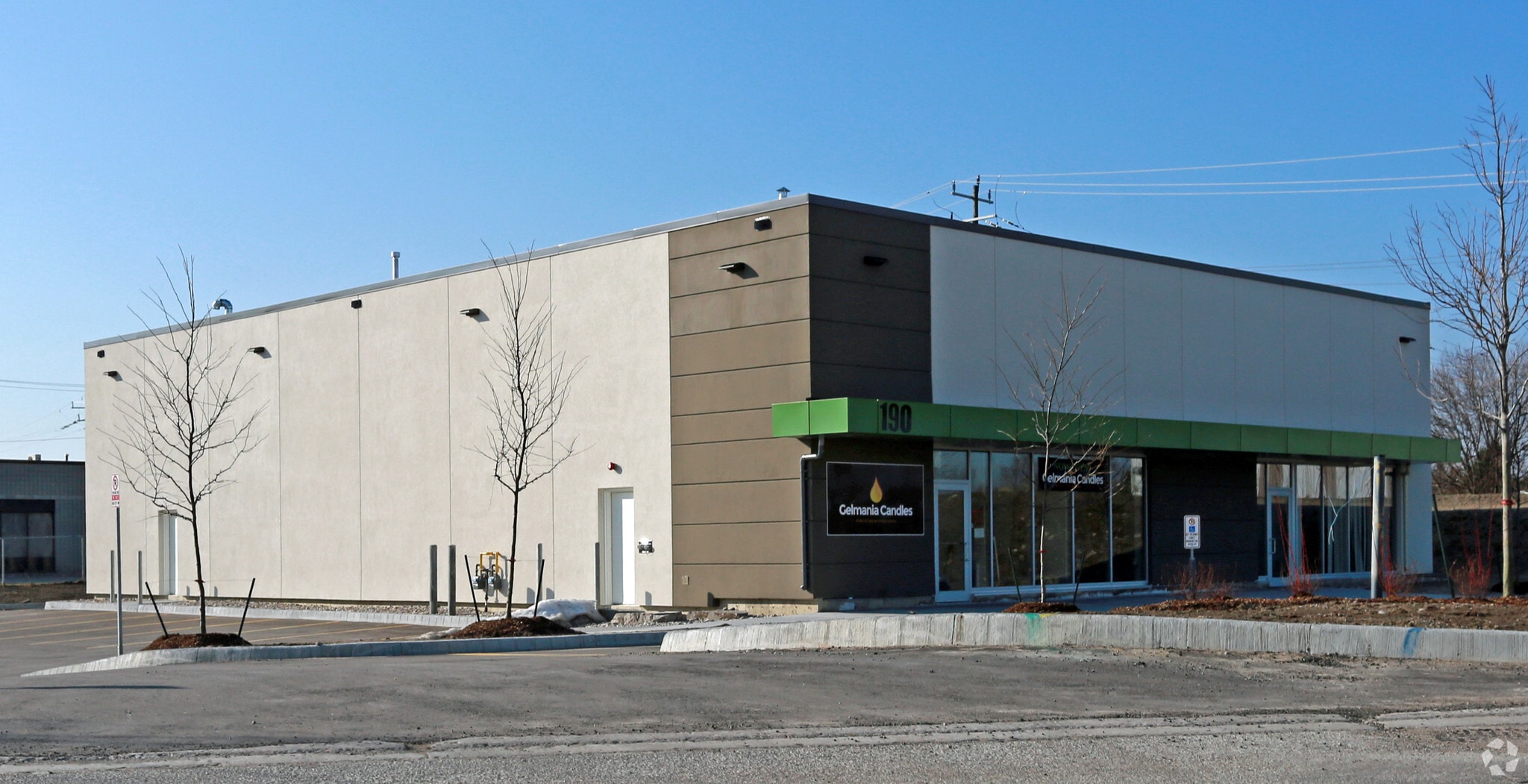 190 Industrial Parkway S, Aurora, ON for sale Primary Photo- Image 1 of 1