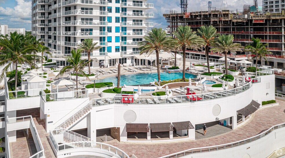 505 N Fort Lauderdale Beach Blvd, Fort Lauderdale, FL à vendre - Photo du bâtiment - Image 3 de 18