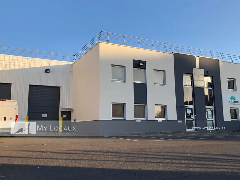 Industrial in Gennevilliers for lease - Building Photo - Image 3 of 6