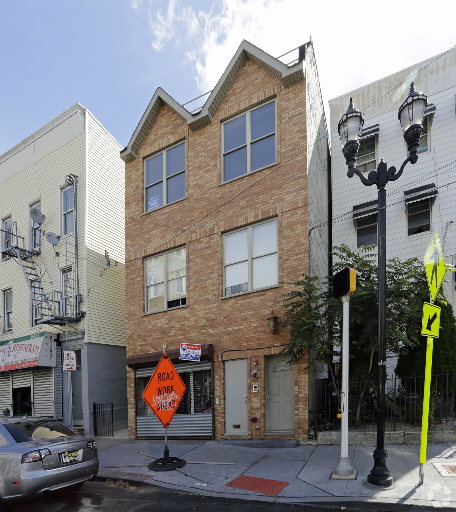 4 Jordan Ave, Jersey City, NJ for sale Primary Photo- Image 1 of 6