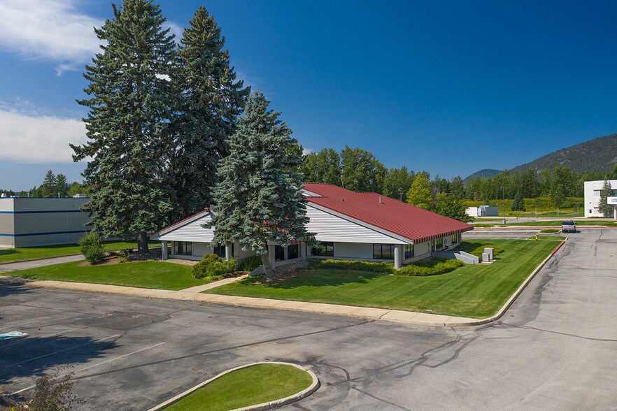 35 Litehouse Dr, Sandpoint, ID à vendre - Photo du bâtiment - Image 3 de 15