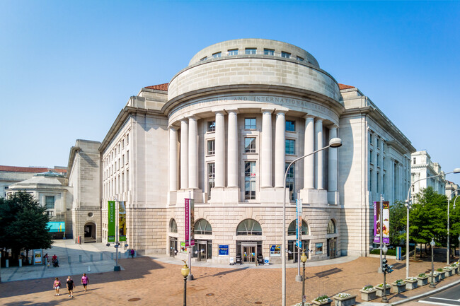 Plus de détails pour 1300 Pennsylvania Ave NW, Washington, DC - Bureau à louer