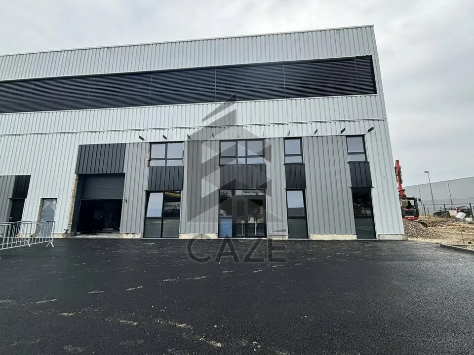 Flex in Lormont for lease Building Photo- Image 1 of 5