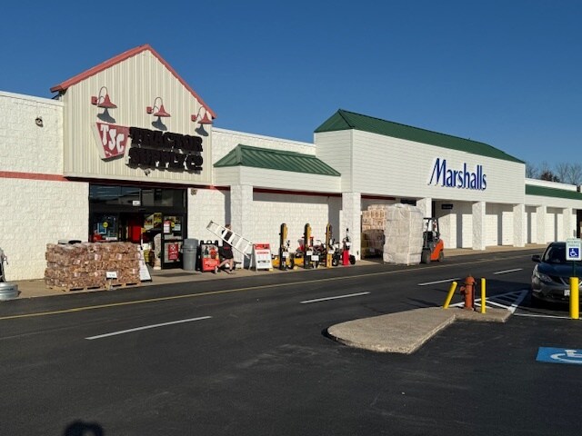 1412-1460 W Bypass 211, Luray, VA à louer - Photo du bâtiment - Image 3 de 11