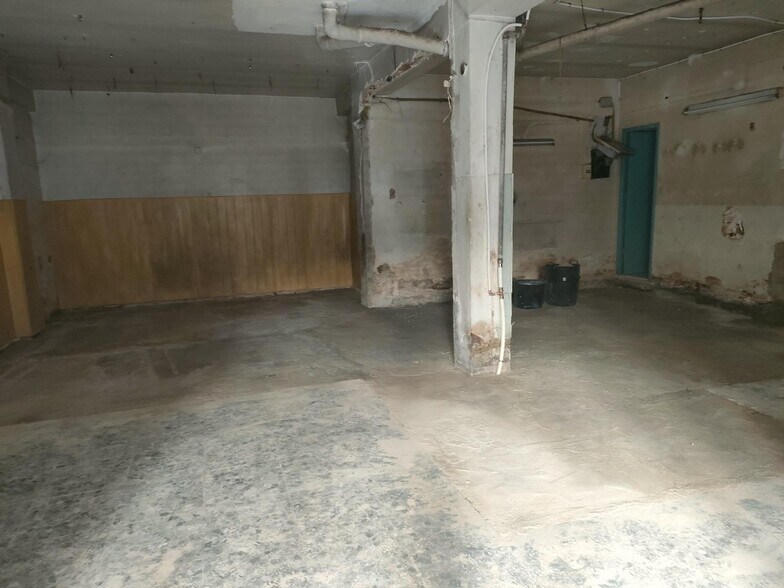 Retail in Granada, Granada for lease - Interior Photo - Image 2 of 6