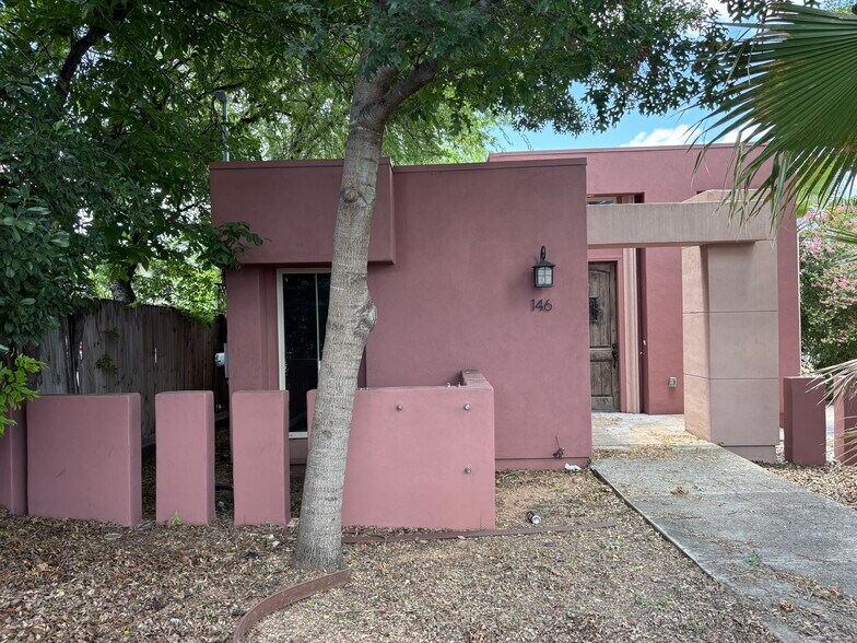 146 Babcock Rd, San Antonio, TX à vendre - Photo du bâtiment - Image 3 de 16