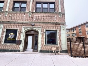 8611-8619 S Ashland Ave, Chicago, IL à louer Photo du bâtiment- Image 1 de 5