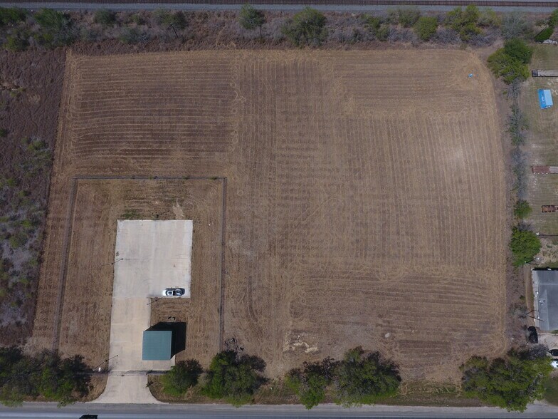 6889 US-281, Pleasanton, TX for sale - Building Photo - Image 3 of 18
