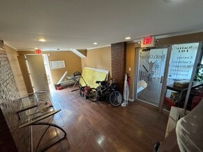 13308 Euclid Ave, East Cleveland, OH for lease Interior Photo- Image 1 of 7