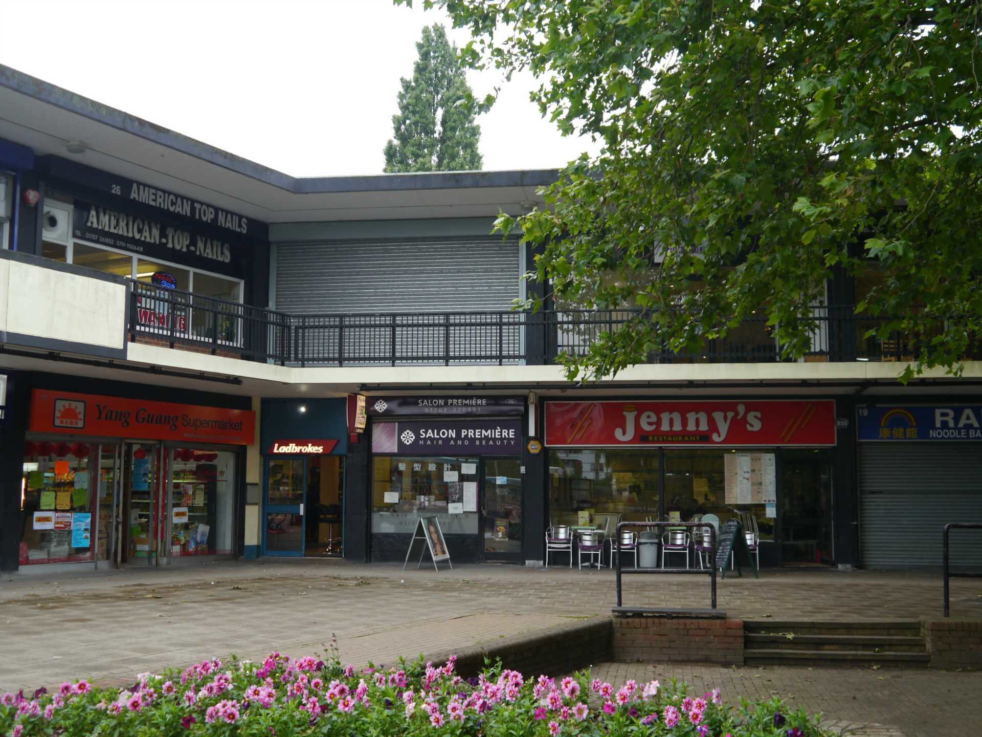 23 Market Pl, Hatfield for lease Building Photo- Image 1 of 3