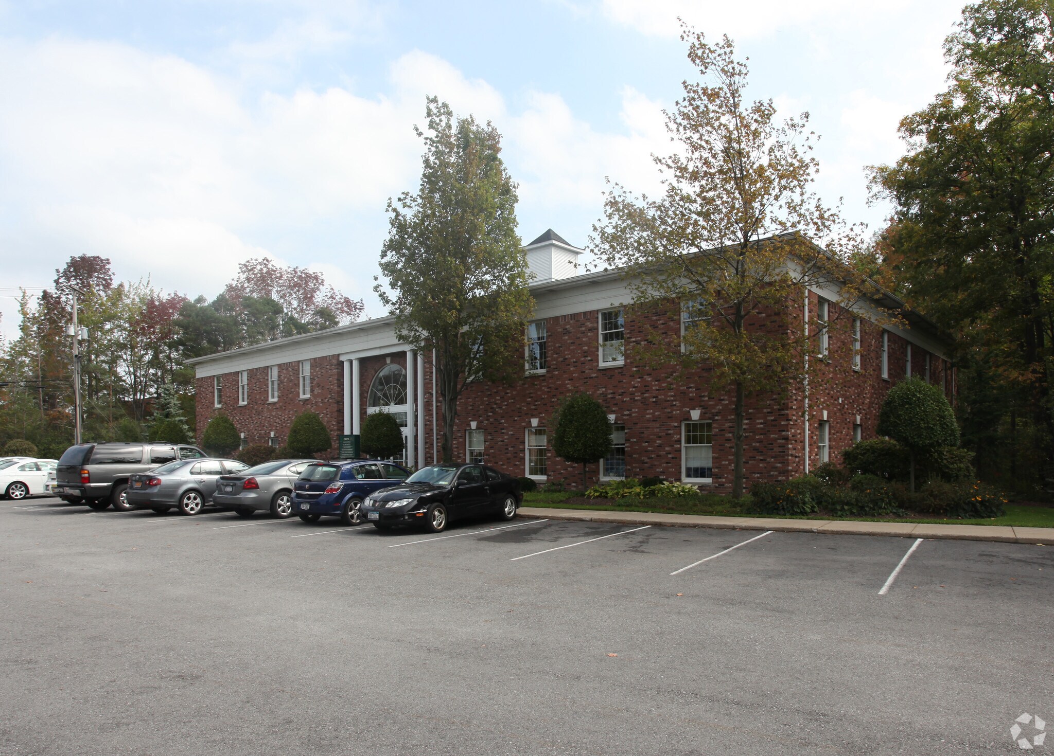 3045 Southwestern Blvd, Orchard Park, NY for lease Primary Photo- Image 1 of 16