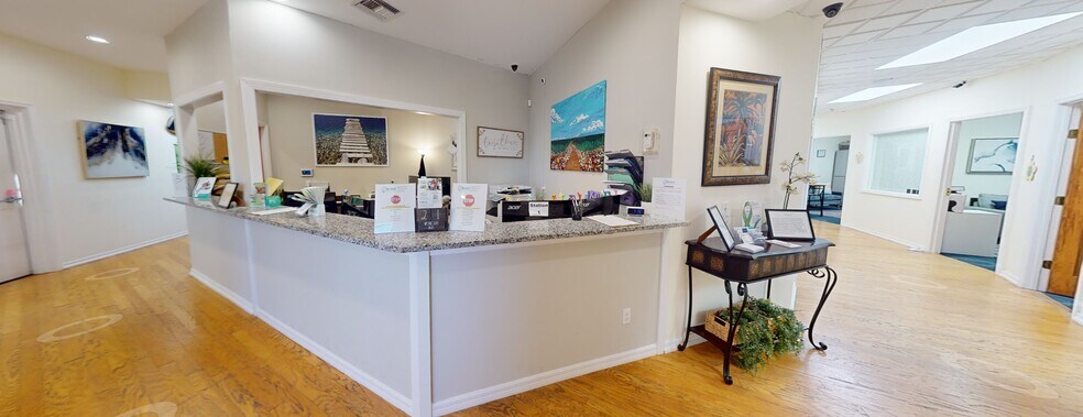 145 NW Central Park Plz, Port Saint Lucie, FL à louer - Numérisation 3D de Matterport - Image 3 de 15