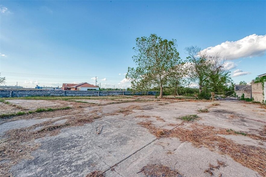 117 County Road 227, East Bernard, TX for sale - Building Photo - Image 3 of 24