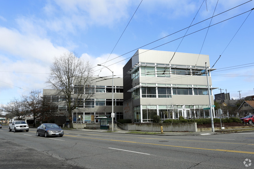 1900 Rainier Ave S, Seattle, WA for sale - Building Photo - Image 2 of 3