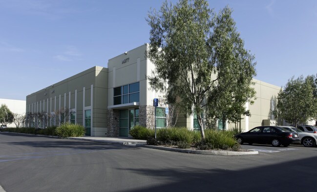 Plus de détails pour 14271-14273 Albers Way, Chino, CA - Industriel à louer