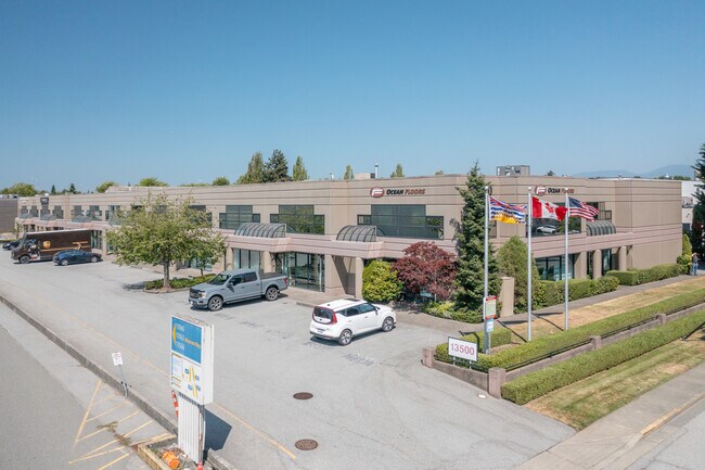 Plus de détails pour 13500 Maycrest Way, Richmond, BC - Bureau à louer