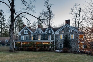 Plus de détails pour 3805 Main St, Stone Ridge, NY - Services hôteliers à vendre