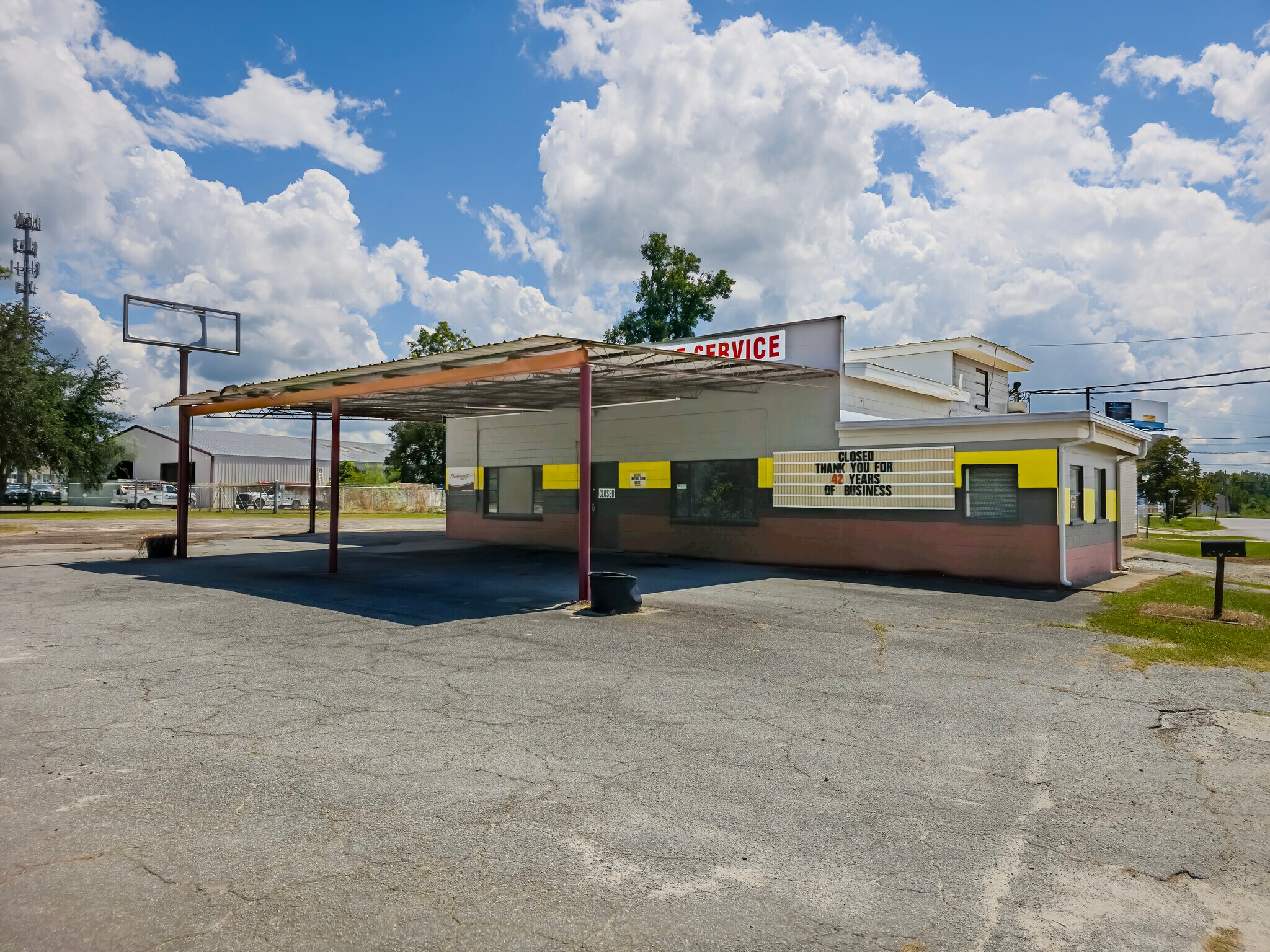 819 S Lee St, Valdosta, GA à vendre Photo du bâtiment- Image 1 de 1