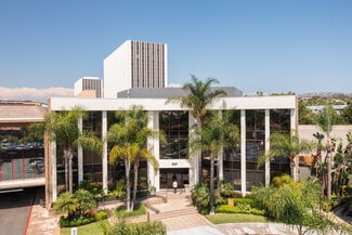 Plus de détails pour 369 San Miguel Dr, Newport Beach, CA - Médical à louer