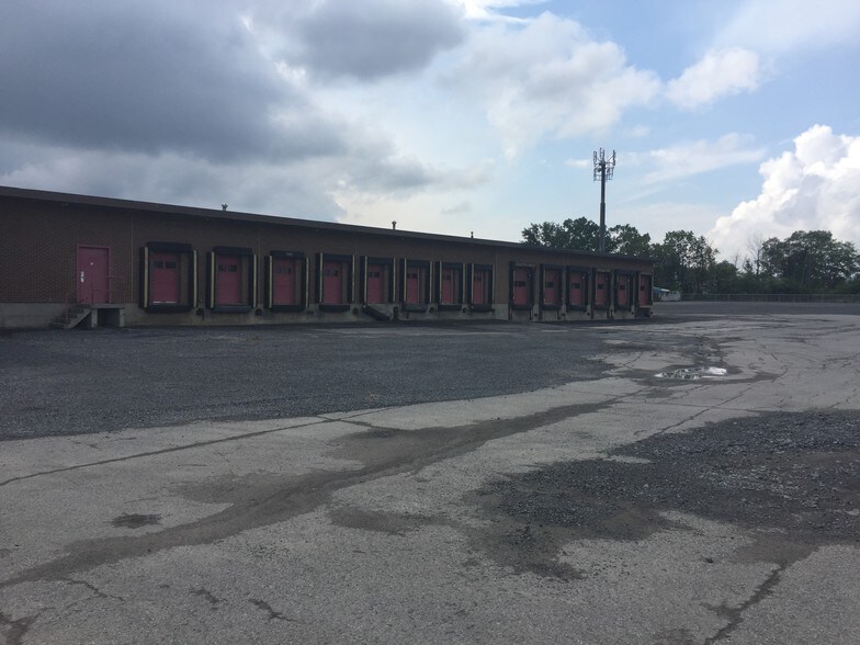 2510 Sheffield Rd, Ottawa, ON for sale - Building Photo - Image 1 of 1