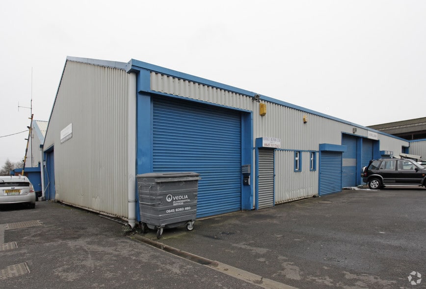 Brandon Way, West Bromwich for lease - Primary Photo - Image 1 of 3