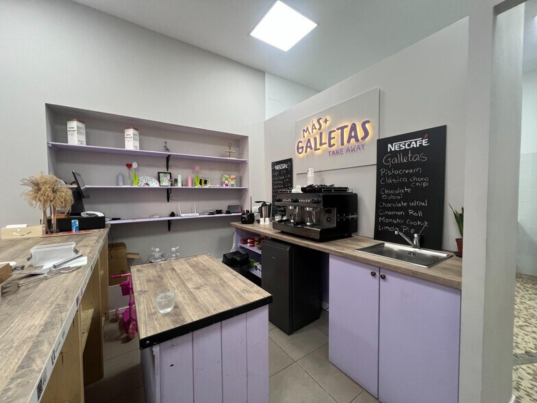 Commerce de détail dans Málaga, Málaga à louer - Photo intérieure - Image 2 de 16