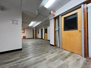 593 Farmington Ave, Hartford, CT for lease Building Photo- Image 2 of 9
